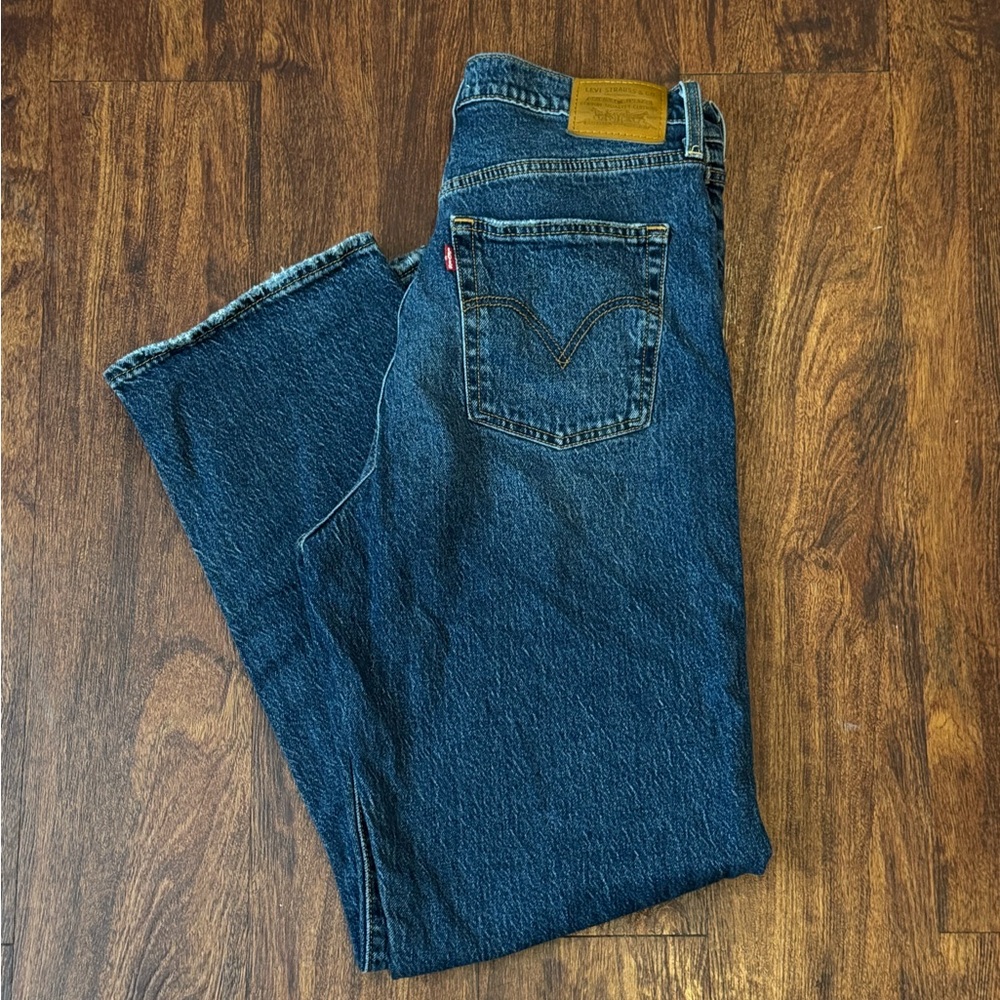 Levi’s rib cage straight ankle Jean